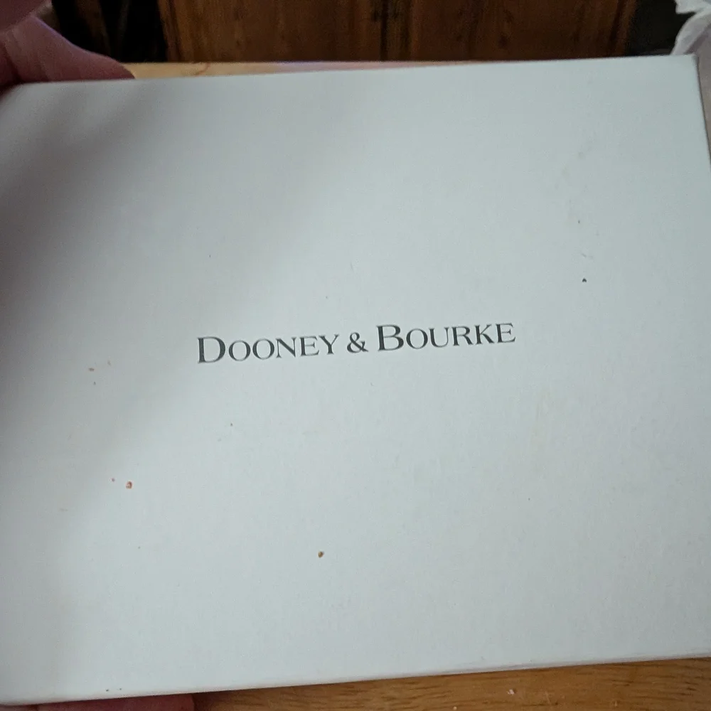 New With Tags And Box Ladies Dooney & Bourke Clemson Wallet - Picture 3 of 9
